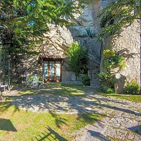 Charming Hillside Escape Hotel 4*