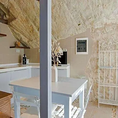 Charming Hillside Escape Hotel